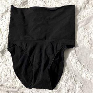 Skims Black 2xl/3xl Panty NWOT